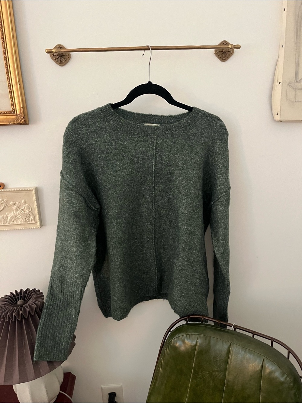 Relaxed Crewneck Sweater in Forest Green